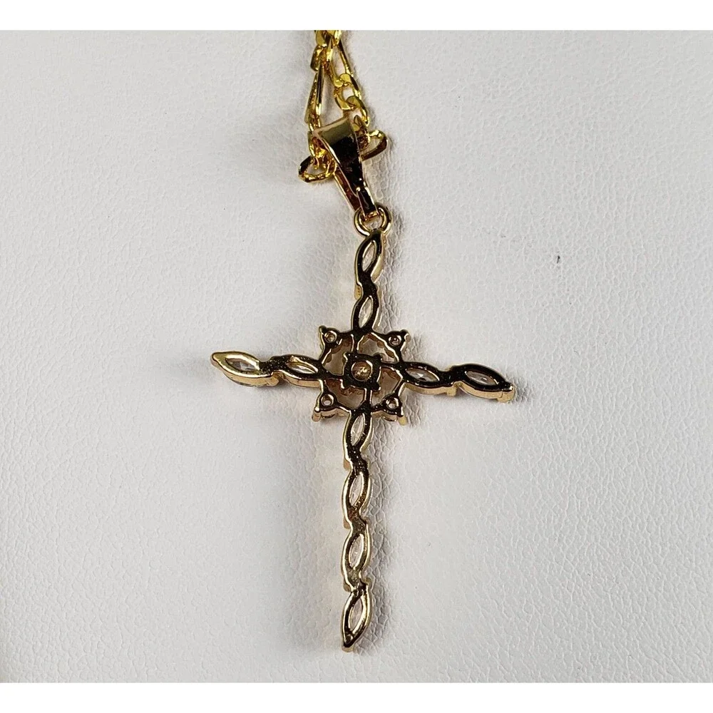 18 kt Gold Filled Hollow Clear Marquee Crystal Cross with 21